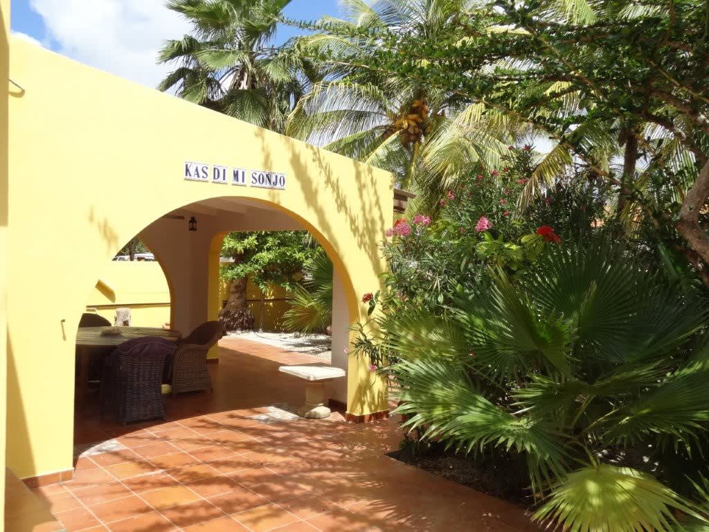 30 Makambaplein, Kralendijk, Caribbean Netherlands